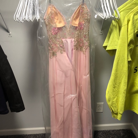 Prom dress - Picture 3 of 6